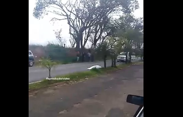 Homem morre atropelado por moto na Vicinal de Avencas