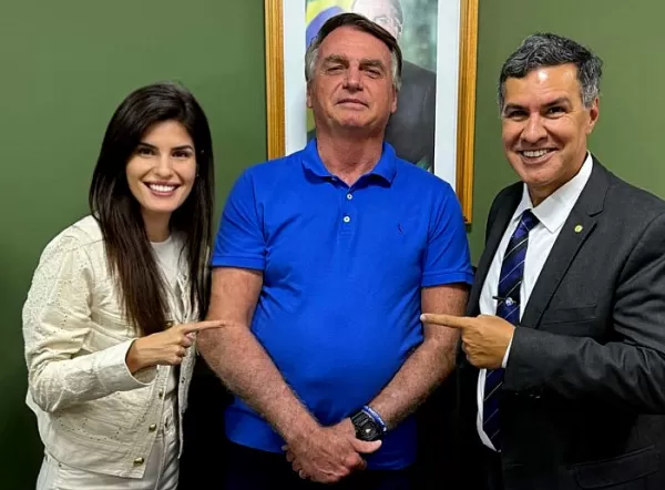 Bolsonaro se reúne com deputados lideranças, entre eles Capitão Augusto e Dani Alonso, para discutir manifestações nacionais em defesa da liberdade de expressão