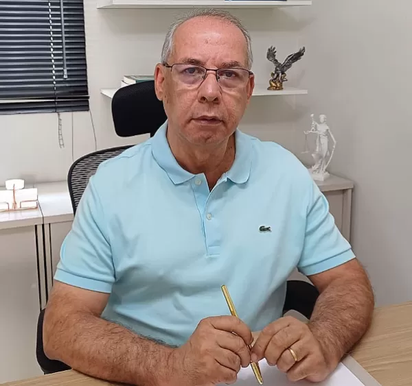 Candidato a vereador denuncia “esquema” envolvendo Câmara e Prefeitura