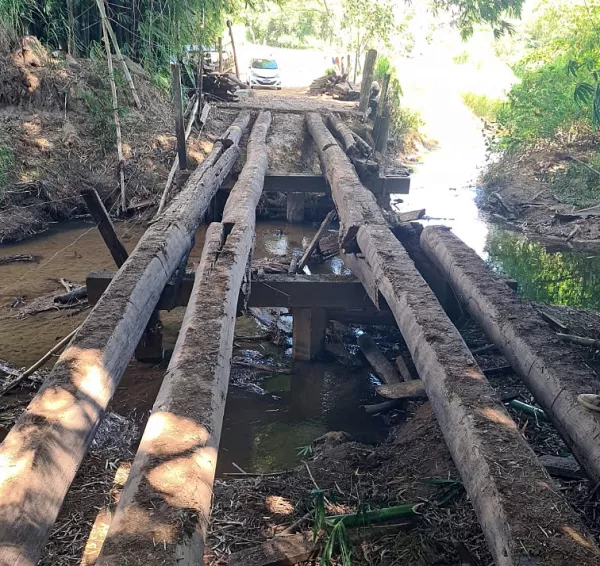 Prefeitura de Marília recupera pontes na região do distrito de Dirceu