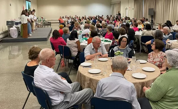 Espaço Viver Mais Saúde realiza evento em comemoração ao Dia Internacional da Pessoa Idosa 