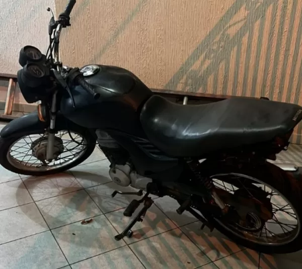 Polícia recupera em duas horas motocicleta levada por criminoso. Dono nem sabia do furto