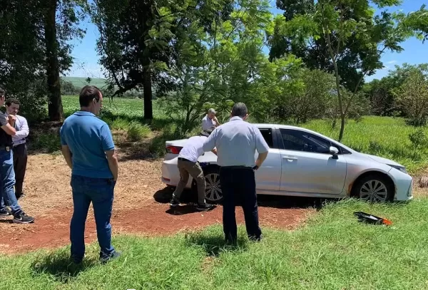 Polícia Civil encontra carro roubado após assalto milionário contra diretores de tradicional indústria de alimentos