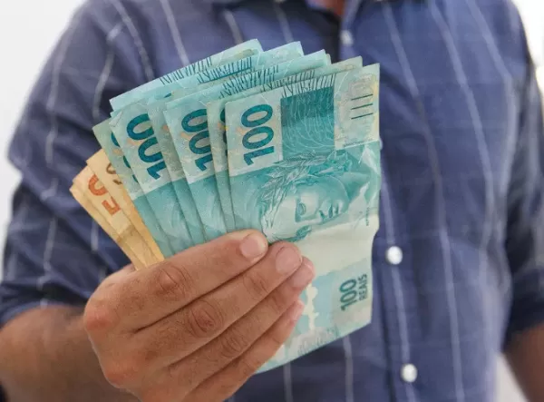 Dinheiro esquecido: R$ 8,15 bilhões à espera de milhões de brasileiros