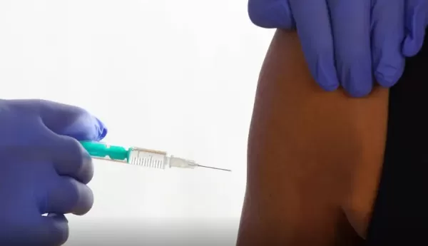 Vacina contra HPV previne câncer em homens, diz estudo