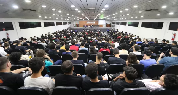 Unimar realiza aula inaugural dos cursos de Tecnologia da Informação com palestra do Secretário de Inovação, Walter Leandro