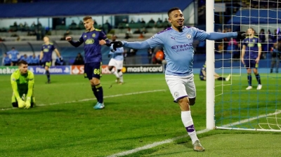 Gabriel Jesus celebra seu 100º gol e hat-trick na Champions