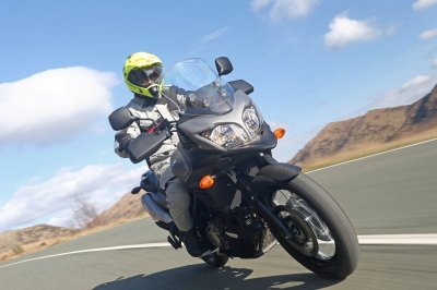 Suzuki traz nova versão da V-Strom 650 para o Brasil