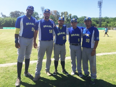 Após título Sul Americano, atletas de beisebol participam da Taça Brasil