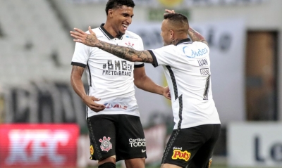 Corinthians vence e vai em busca do tetra Paulista contra o Palmeiras