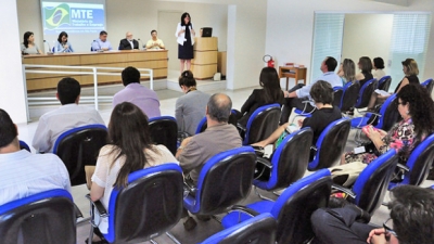 Ministério do Trabalho notifica empresas elétricas