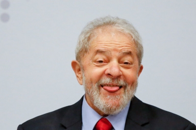 Pesquisas eleitorais terão de incluir nome de Lula