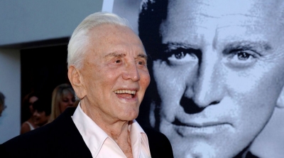 Kirk Douglas, ator de Spartacus, morre aos 103 anos