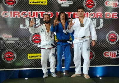 Jiu- jitsu: equipe mariliense é destaque em torneio