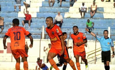 Clube da Copa Paulista, não libera zagueiro para o MAC