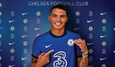 Thiago Silva é anunciado como novo reforço do Chelsea