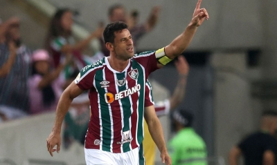 Brasileirão: Fluminense goleia Corinthians e dá salto na classificação