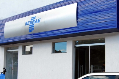 SEBRAE orienta empreendedores em Marília