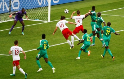 Senegal aproveita erro da Polônia e vence na estreia por 2x1