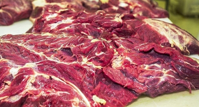 Preço da carne cai para o consumidor, garante Ministério da Agricultura