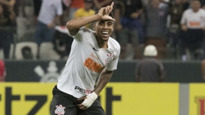 Recuperado, Gustavo é a esperança do Corinthians de encerrar seca de gols