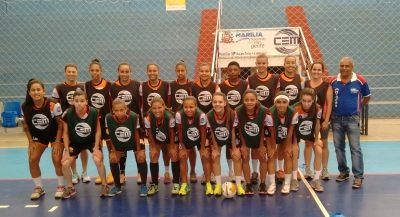 Time feminino inicia preparativos da temporada 2016