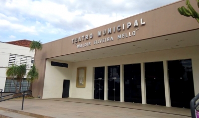 Teatro Municipal recebe exposição 