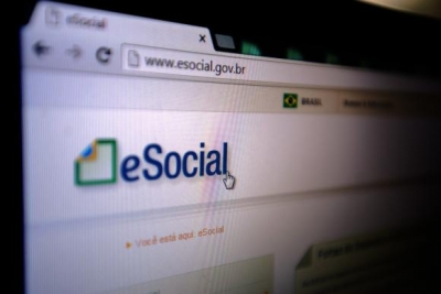 Empregadores têm até amanhã para pagar eSocial