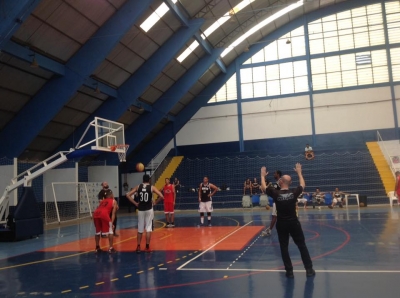 Campeonato Municipal de Basquete tem jogo neste feriado