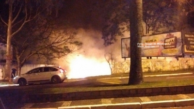 Domingo de muito fogo e falta de água em Marília