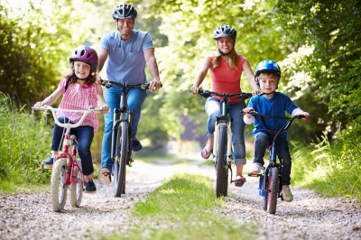 Andar de bicicleta regularmente poupa visitas ao médico