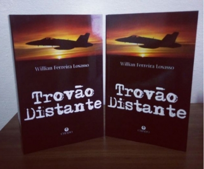 Mariliense Willian Losasso lança livro Trovão Distante