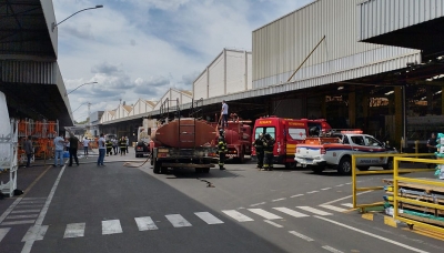 Incêndio em estufa de pintura na Jacto mobiliza Bombeiros