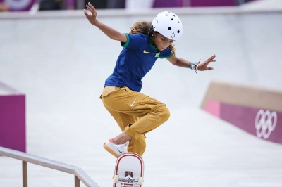 Olimpíadas: aos 13 anos, Rayssa Leal faz história e ganha a medalha de prata