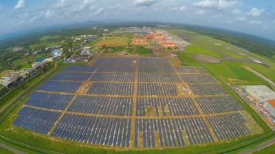 Primeiro aeroporto abastecido com energia solar