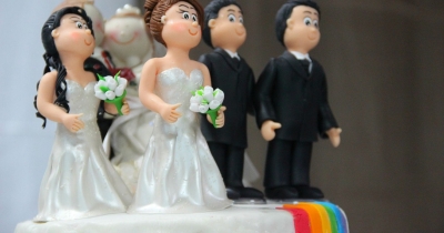 Casamento gay cresce 5 vezes mais que entre homem e mulher, diz IBGE