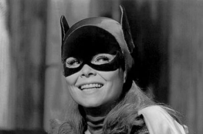 Morre aos 78 anos a atriz da Batgirl dos anos 60