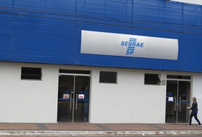 SEBRAE orienta empreendedores de Marília