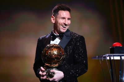 Lionel Messi vence prêmio pela 7ª vez e ganha Bola de Ouro