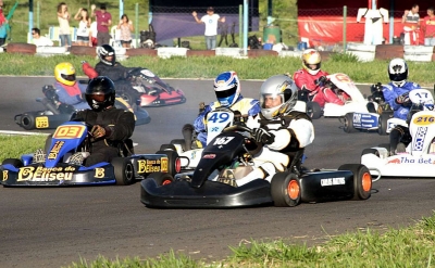 Garça sedia neste domingo Gran Prix de Kart 2015