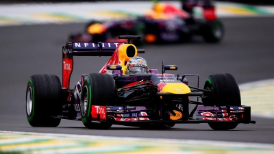 Red Bull admite problemas no carro e pede paciência 