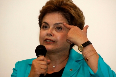 Aprovação a Dilma cai para 12%