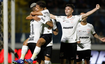 Corinthians vence América-MG no Abreuzão e avança às semis da Copinha