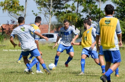 Após empate, MAC volta aos treinos