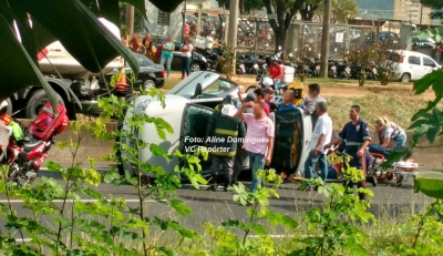 Carro Capota Na Rodovia Do Contorno | Visão Notícias - Informações De ...