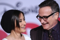 Filha de Robin Williams        fala sobre morte do pai