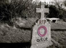 Orkut fechará as portas                                     nesta terça-feira