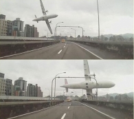 Avião cai em Taiwan                          e câmera capta o momento exato