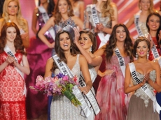 Candidata da Colômbia vence       o Miss Universo