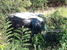 Grave acidente envolve veículo de Marília